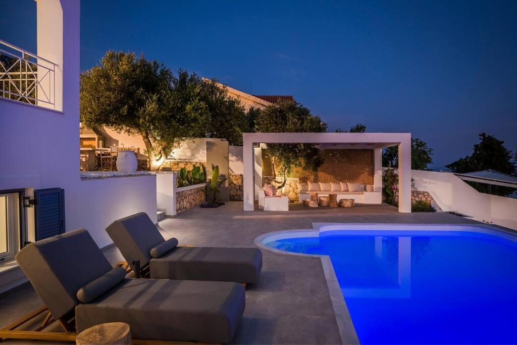 Lourdas White Villa Λουρδάτα Εξωτερικό φωτογραφία