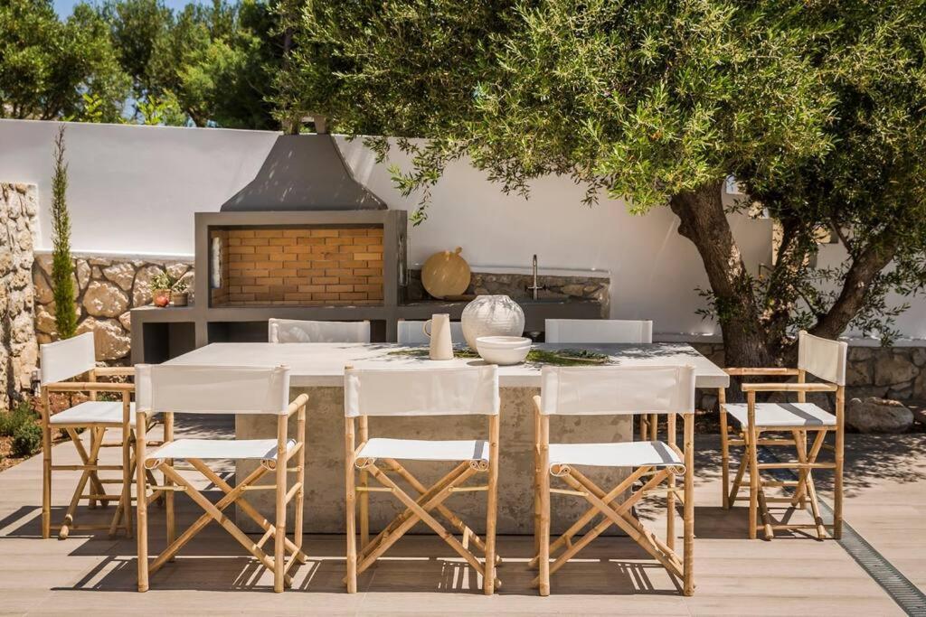 Lourdas White Villa Λουρδάτα Εξωτερικό φωτογραφία