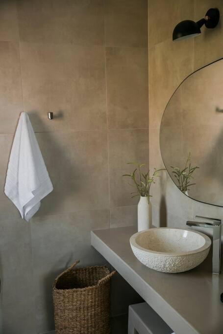 Lourdas White Villa Λουρδάτα Εξωτερικό φωτογραφία