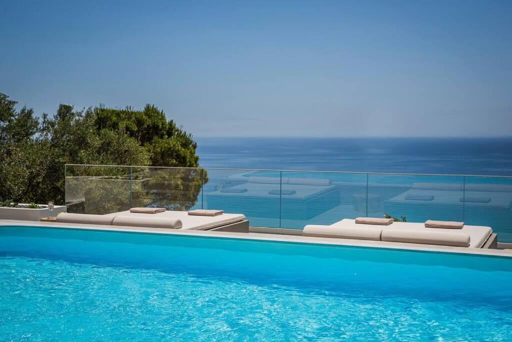 Lourdas White Villa Λουρδάτα Εξωτερικό φωτογραφία