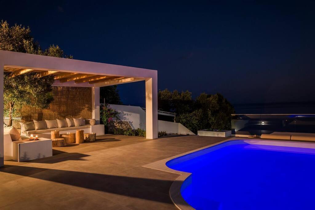 Lourdas White Villa Λουρδάτα Εξωτερικό φωτογραφία